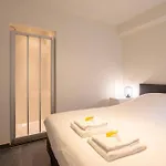 Beautiful Duplex For 6 On A Top-notch Location With Free Parking 公寓