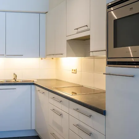 Beautiful Duplex For 6 On A Top-notch Location With Free Parking Apartment *