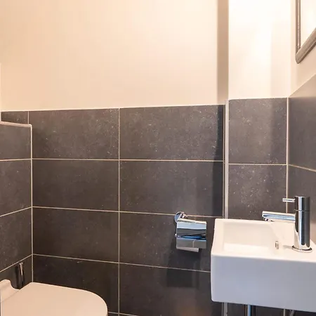 Beautiful Duplex For 6 On A Top-notch Location With Free Parking * Ostende