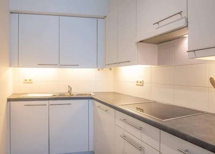 Beautiful Duplex For 6 On A Top-notch Location With Free Parking 奥斯滕德