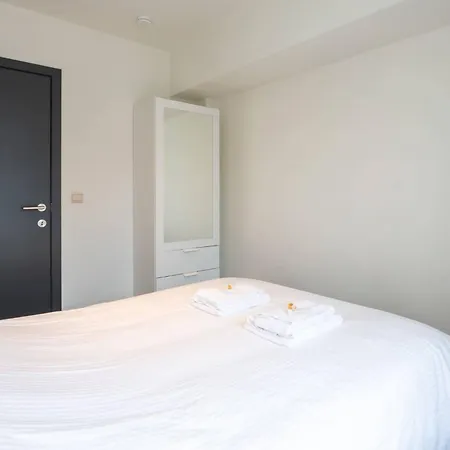 Апартаменты Beautiful Duplex For 6 On A Top-notch Location With Free Parking *